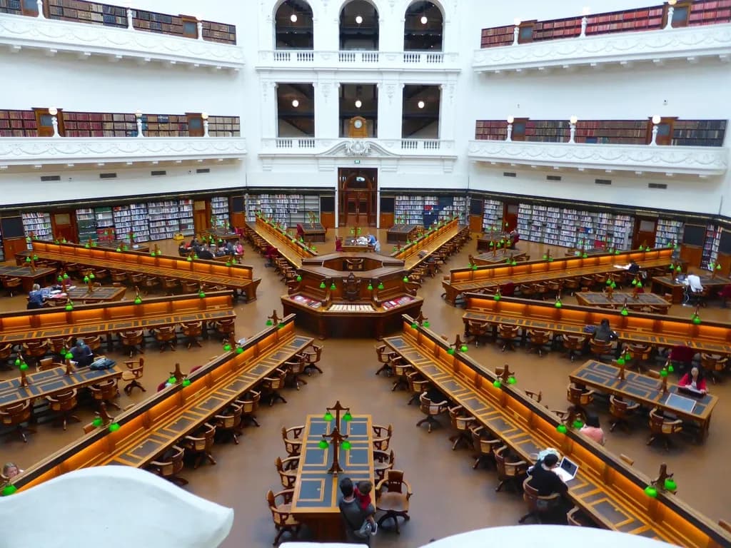 edX Review: University Courses Online — What You Get Free and Paid