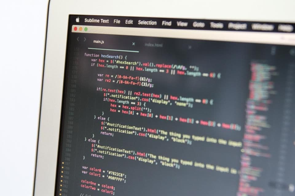 How to Actually Finish an Online Course: A Study System That Works